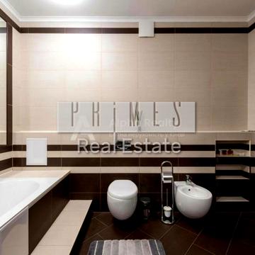 Ділова вул. (Димитрова), 16