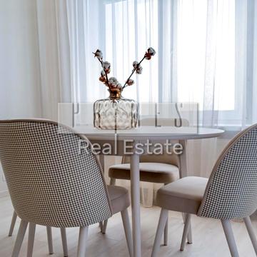 Андрія Верхогляда вул. (Михайла Драгомирова), 9