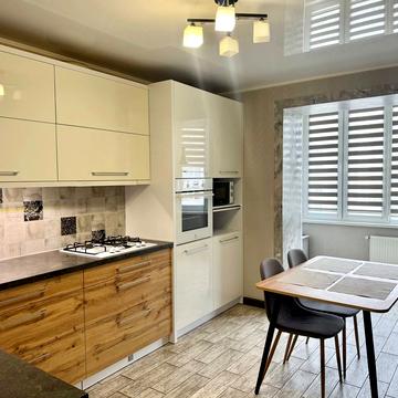 Келецька вул., 138