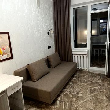 Старонаводницька вул., 4