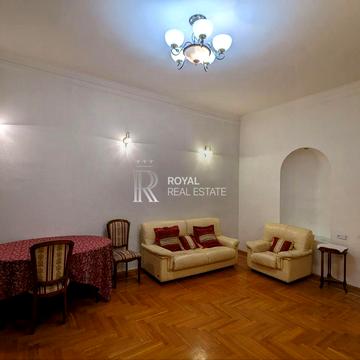 Хрещатик вул. (Kreschatic), 15