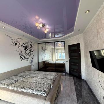 Володимира Івасюка вул., 7