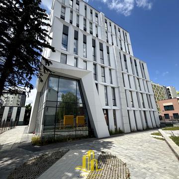 Угорська вул., 14є