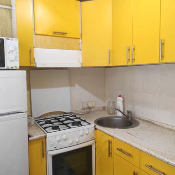 Дмитра Багалія вул. (Пожарського), 1