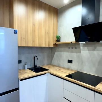 Івана Франка вул., 40 к1