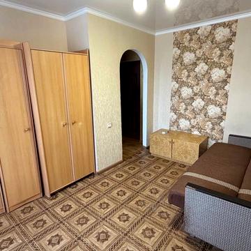 Львівське шосе, 8