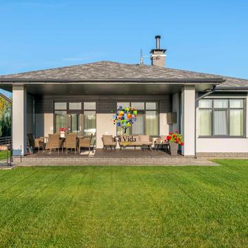 Європейська, 1