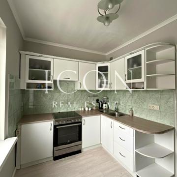 Чорнобильська вул., 21