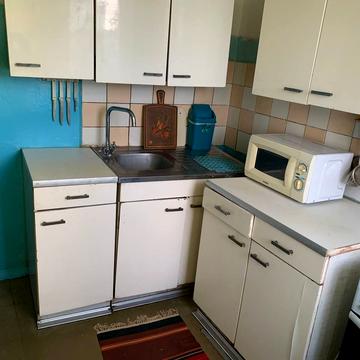 Довженка вул., 16