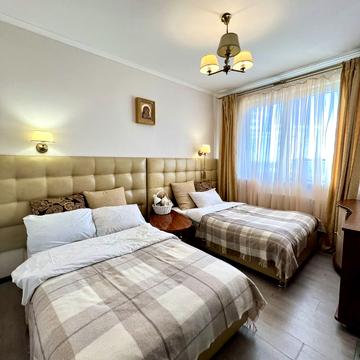 Стрийська вул., 204