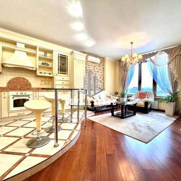 Жилянська вул., 59