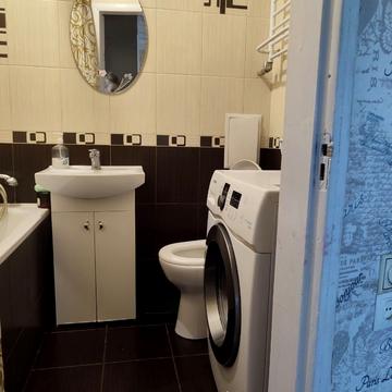 Лейтенанта Покладова вул. (Карла Маркса), 6/20