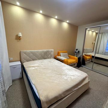 Слобідська вул., 4