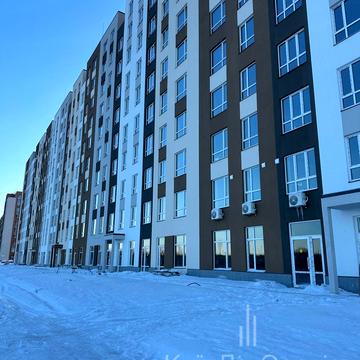 Анатолія Луценка вул., (Будинок 18)