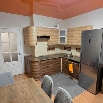 Володимира Наумовича вул. (Антонова-Овсієнка), 4-А