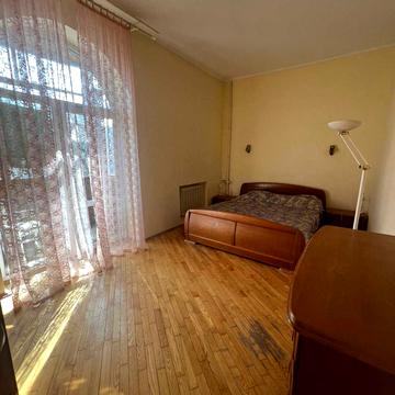 Професора Підвисоцького вул., 7