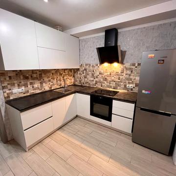 Софії Русової вул., 7