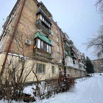 Черняховського вул., 4