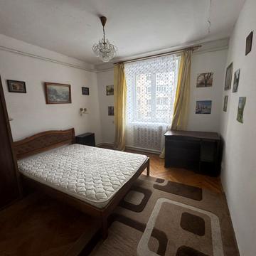 Ніжинська вул., 16