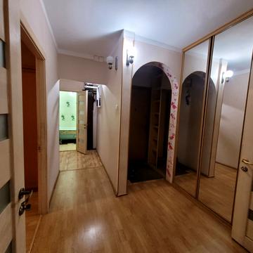 Європейського Союзу просп. (Правди), 98