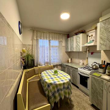 Сімї Глодан вул., 23