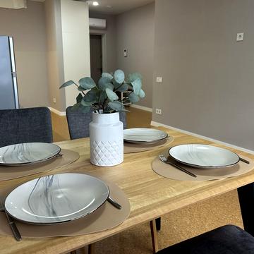 Дніпровська набережна вул., 15-Ж