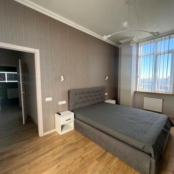 Нагірна вул., 16/18