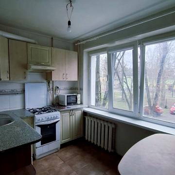 Василя Кучера вул., 2-А