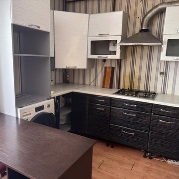 Вереснева вул., 4