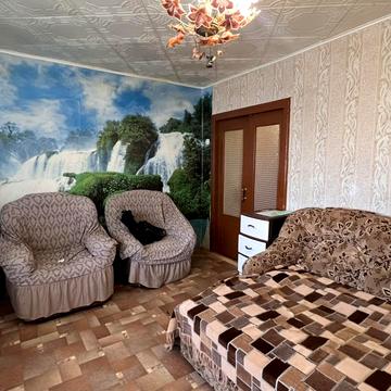 Ентузіастів, 4