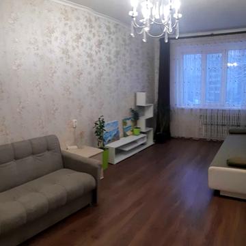 Володимира Івасюка вул., 46