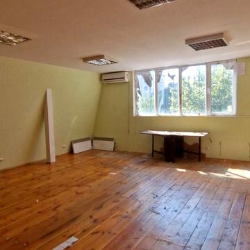 Олександра Кошиця вул., 9-в