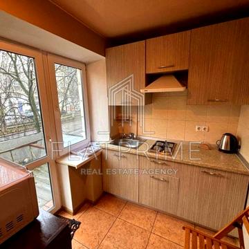 Лесі Українки бульв., 12