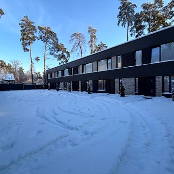 Миру вул., 33