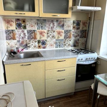 Борщагівська вул., 2