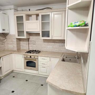 Околична вул., 10