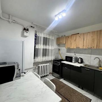 Корінна вул., 18