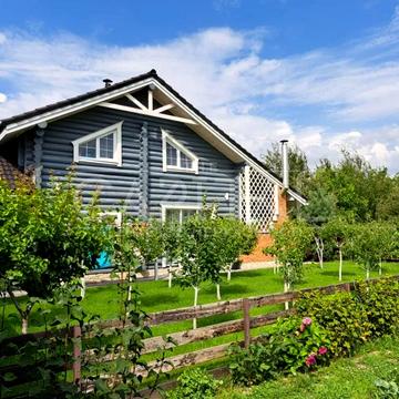 Відродження вул., 22