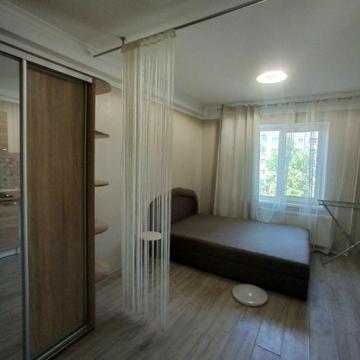 Оболонський просп., 43