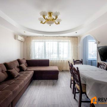 Чистяківська вул., 12