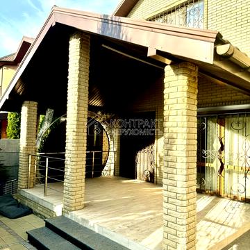 Космічна вул.