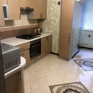 Олега Антонова вул. (Карла Маркса), 29