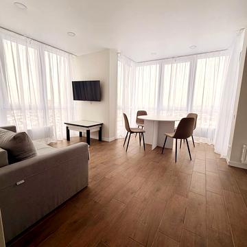 Олега Мудрака вул. (Генерала Наумова), 1-Б