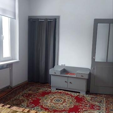 Володимира Антоновича вул. (), 109