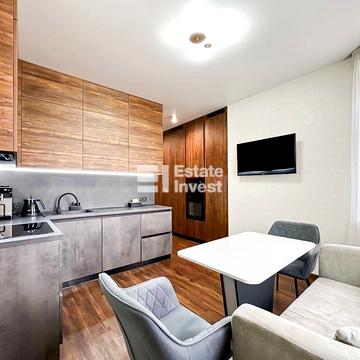 Професорська вул., 16