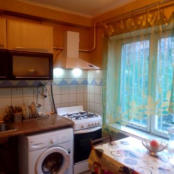 Івана Виговського вул. (Маршала Гречка), 12-Б