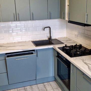 Героїв Небесної Сотні просп., 26/17