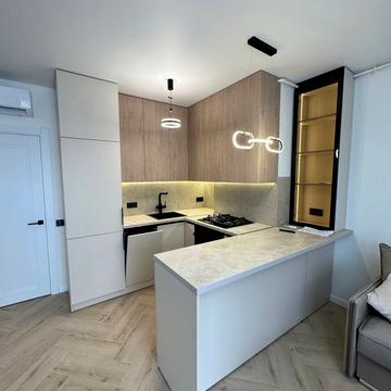 Роксоляни вул., 30