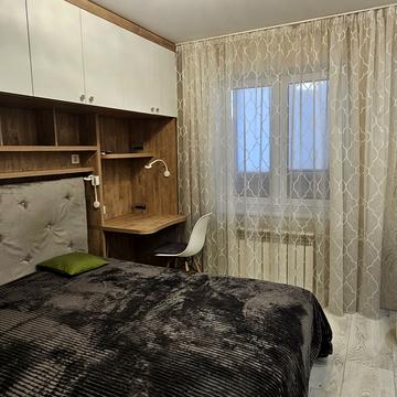 Повітряних Сил просп. (Повітрофлотський), 8