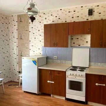 Європейського Союзу просп. (Правди), 19-А